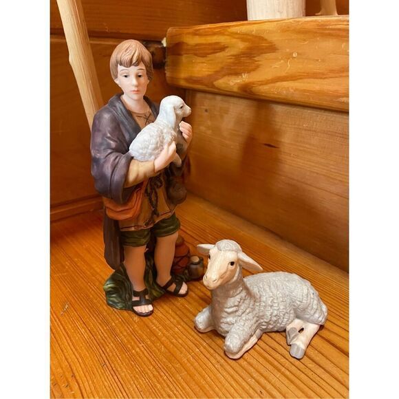 Kirkland Signature Porcelain Nativity Set Replacement Shepard and Sheep - Picture 4 of 4